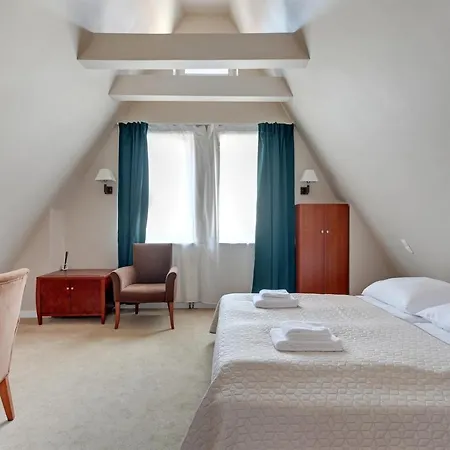 Aparthotel Kolib Center *